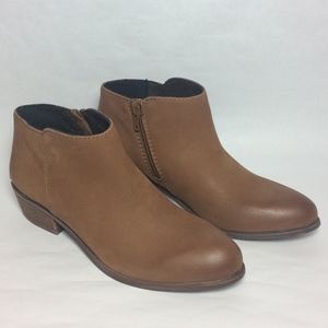 Steve Madden cognac ankle booties 7.5